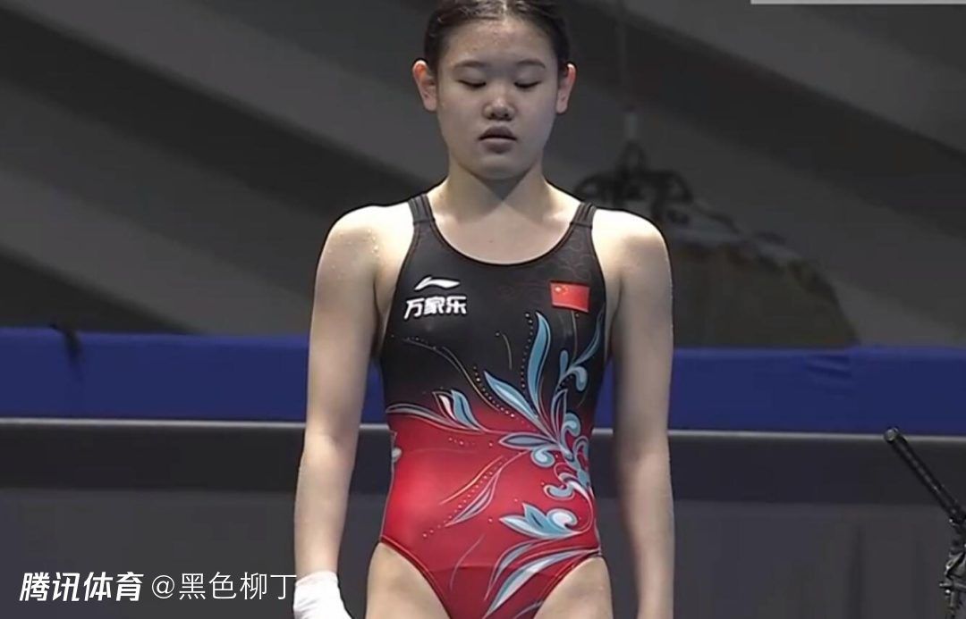 超薄肉色丝袜一区二区